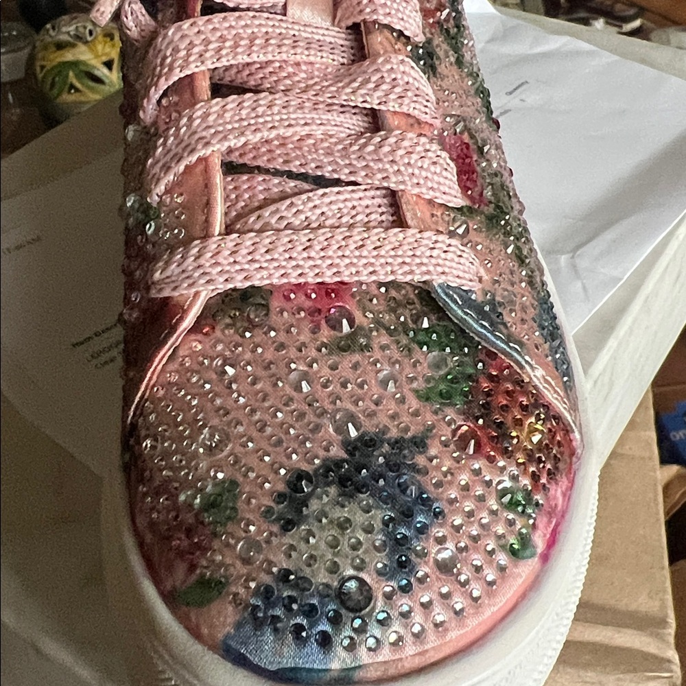 Dolce 66 Women’s Rhinestone Low-Top Lace Up Sneakers Pink Multicolor All Sizes - Picture 6 of 7